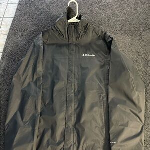 Columbia Men's Dark Gray Raincoat